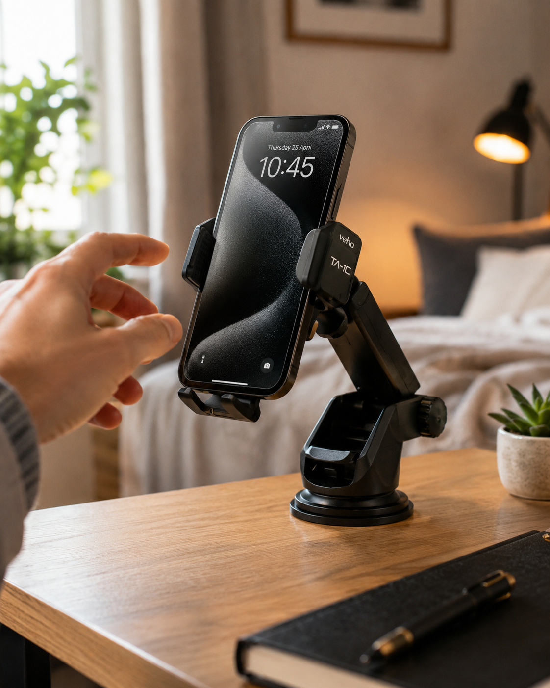 Veho TA-10 Universal In-Car Smartphone Cradle with Qi Wireless Charging - Black