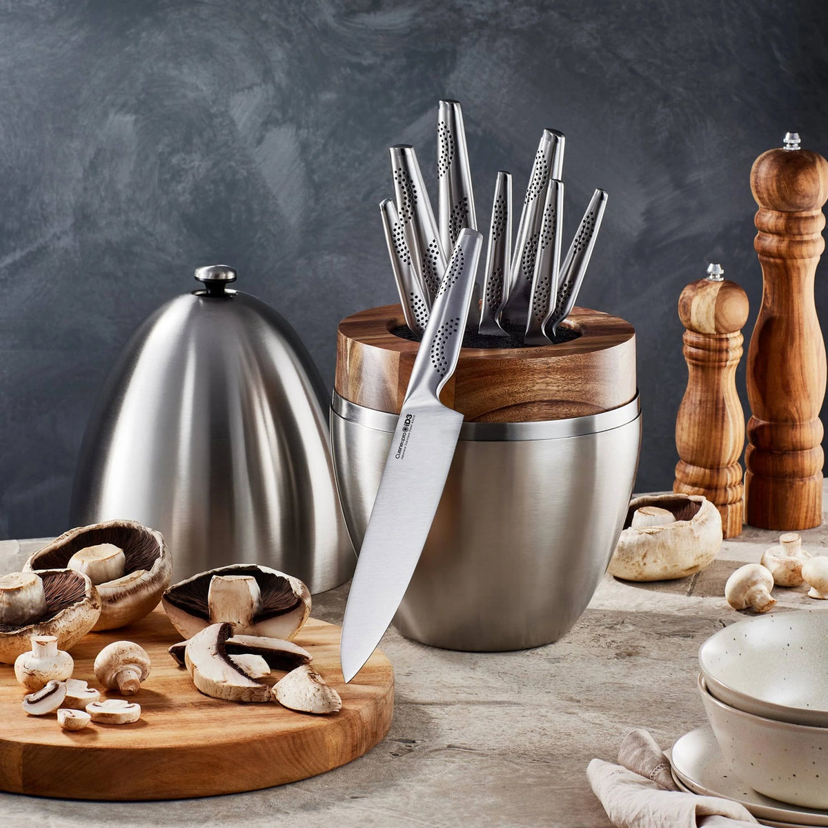 Id3 The Egg Knife Block 9PC