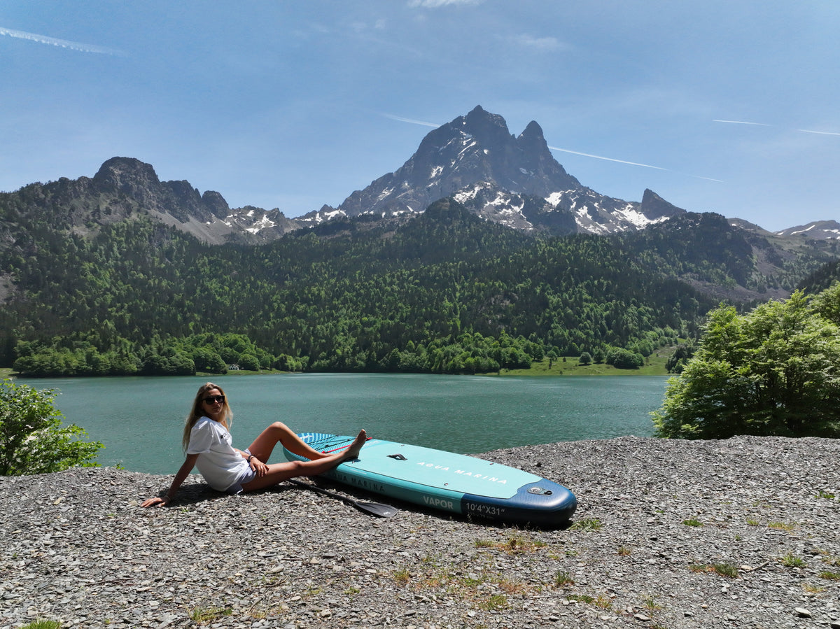 Aqua Marina -- VAPOR 10'4"All-Around Inflatable Stand Up Paddle Board (iSup)