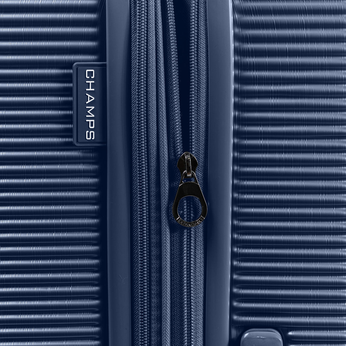 Iconic II / Carry-on