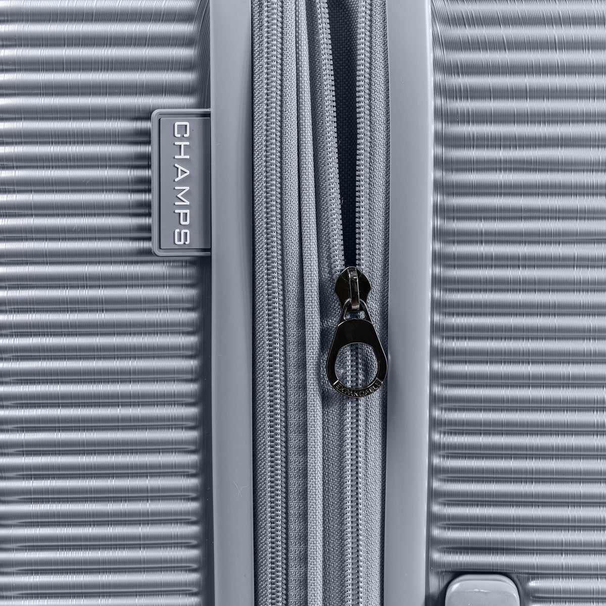 Iconic II / Carry-on