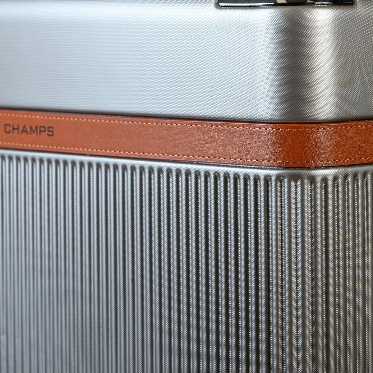 Vintage Air / 3-Piece Luggage Set