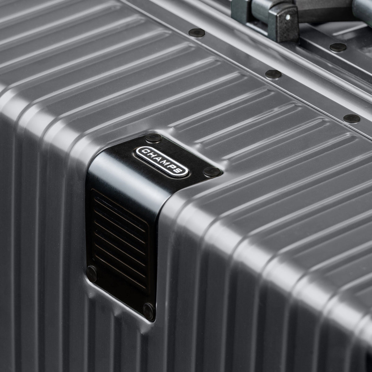 Elite / Aluminum 2-Piece Luggage Set