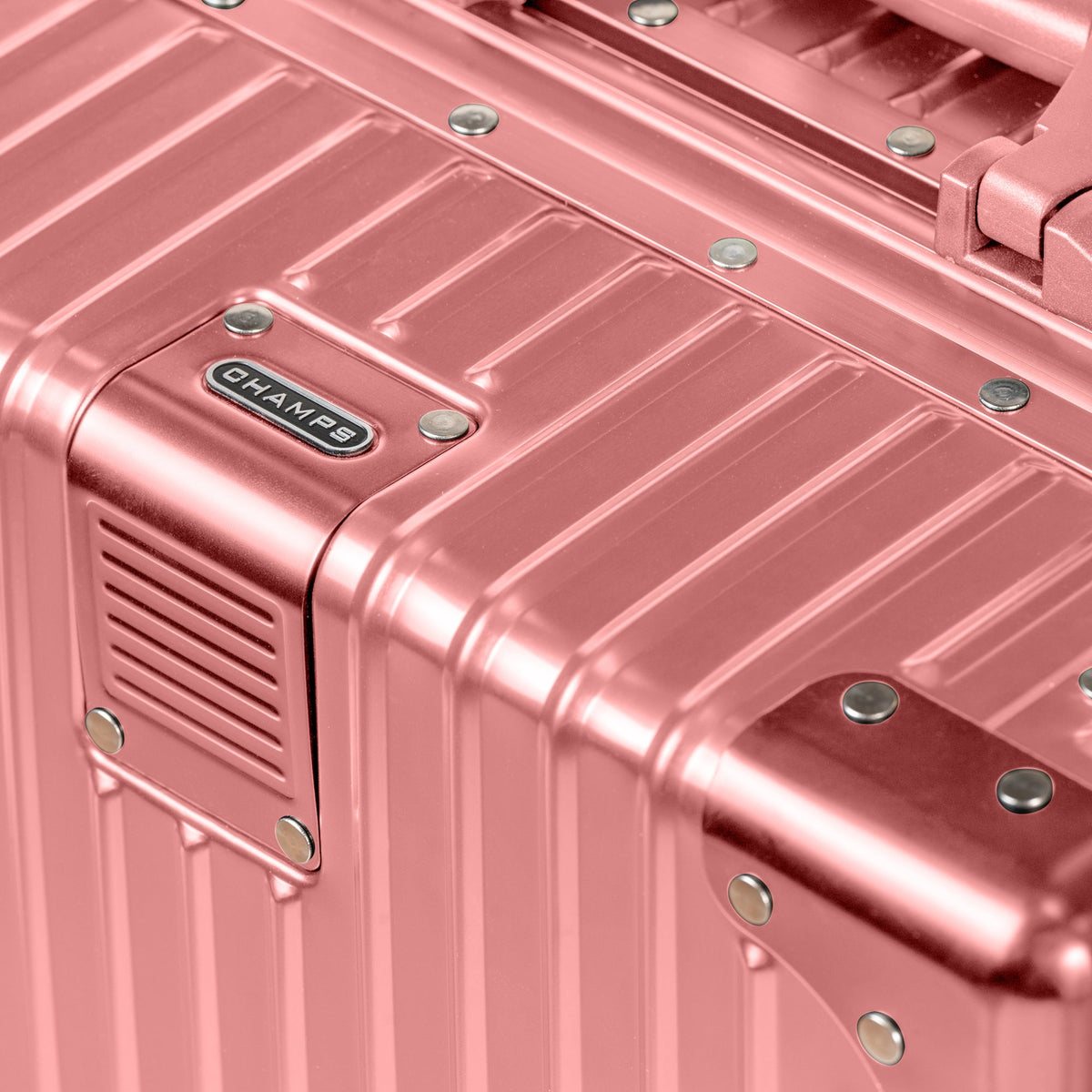 Elite / Aluminum Carry-on