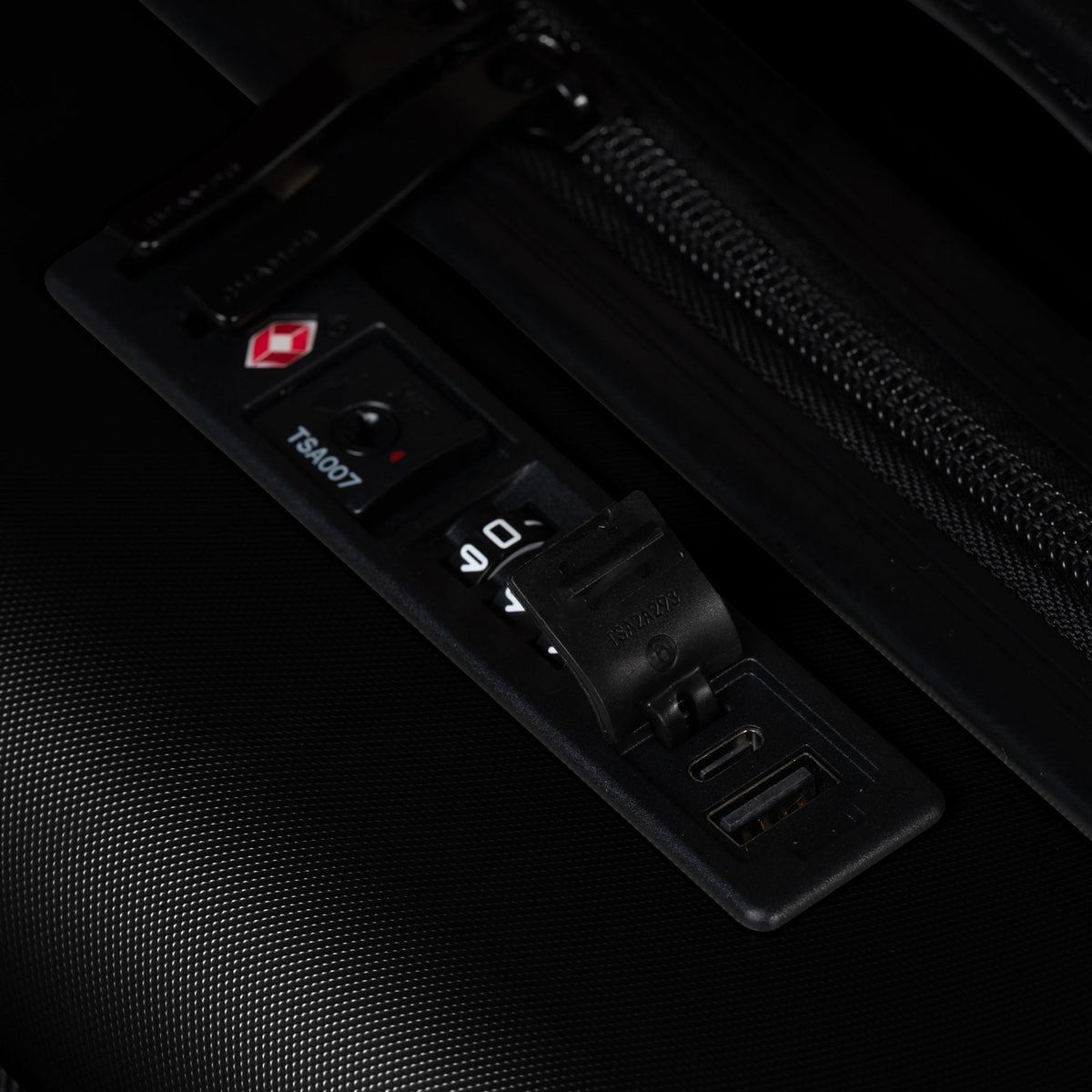 Onyx II / 3-Piece Luggage Set